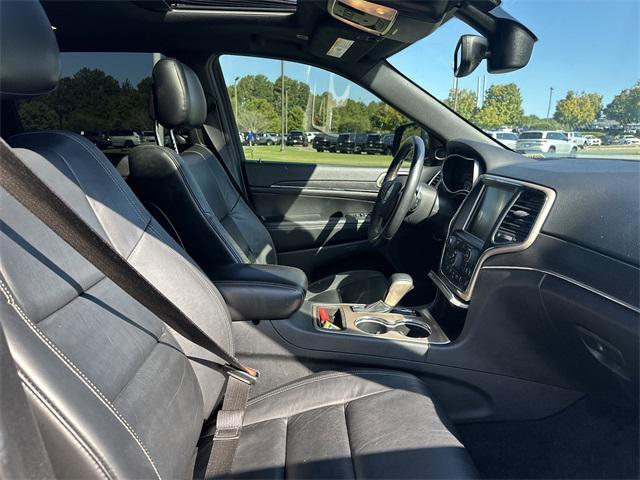 used 2017 Jeep Grand Cherokee car, priced at $13,900