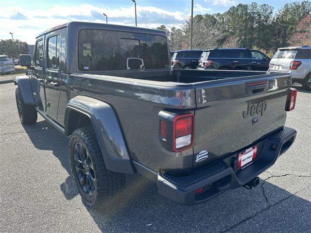 new 2025 Jeep Gladiator car, priced at $38,712