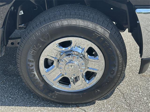 new 2025 Ram 2500 car, priced at $64,874