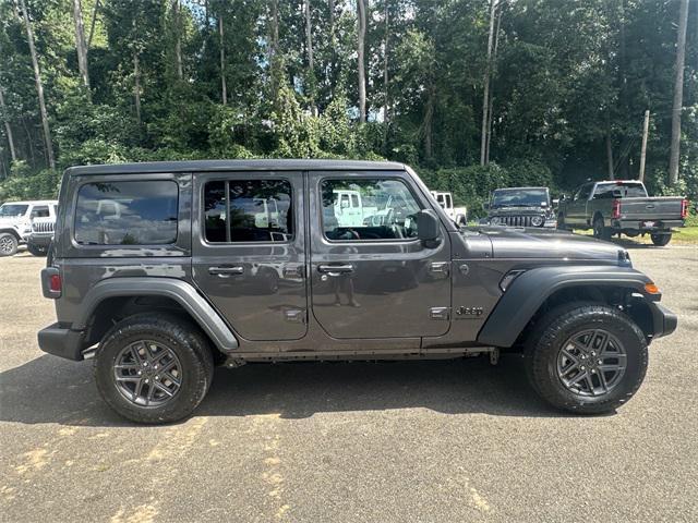 new 2025 Jeep Wrangler car, priced at $42,615
