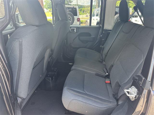 new 2025 Jeep Wrangler car, priced at $42,615