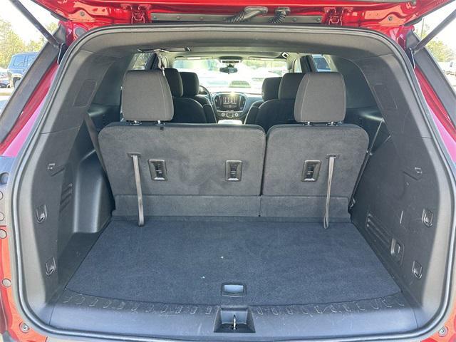 used 2023 Chevrolet Traverse car, priced at $26,339