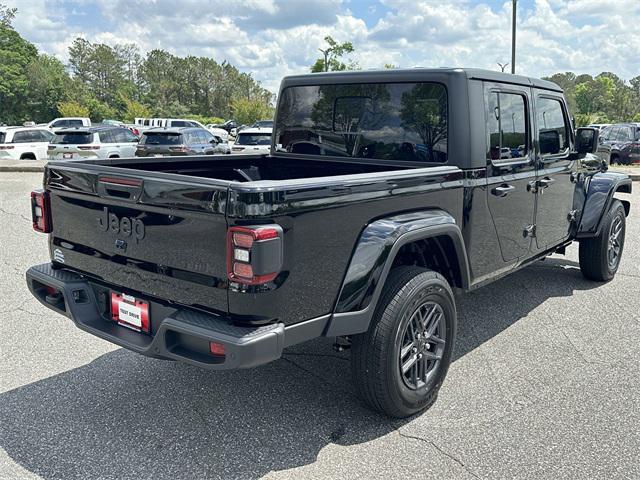 new 2025 Jeep Gladiator car, priced at $45,898