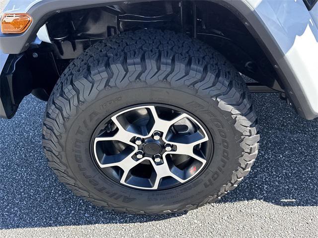 used 2022 Jeep Wrangler Unlimited car, priced at $42,920