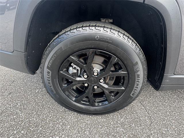 used 2024 Jeep Grand Cherokee L car, priced at $34,491