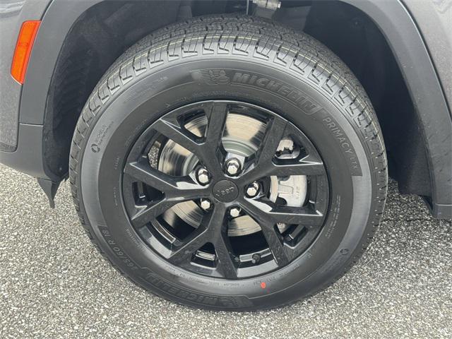 used 2024 Jeep Grand Cherokee L car, priced at $34,491