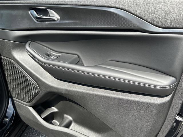 new 2025 Jeep Grand Cherokee car, priced at $36,875