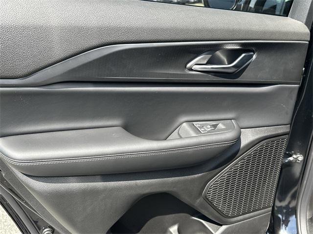 new 2025 Jeep Grand Cherokee car, priced at $36,875