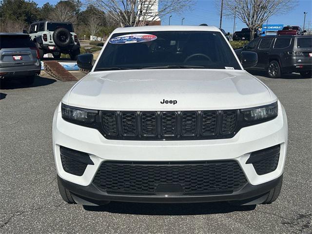 used 2023 Jeep Grand Cherokee car, priced at $40,339