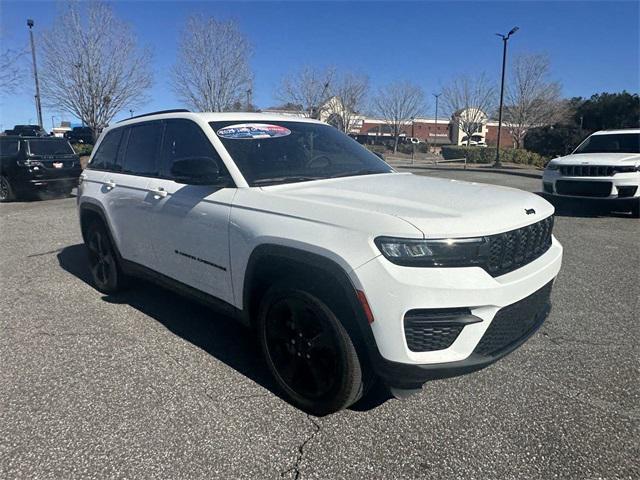 used 2023 Jeep Grand Cherokee car, priced at $40,339