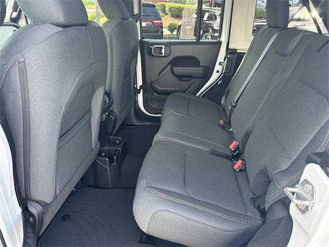 new 2025 Jeep Wrangler car, priced at $41,201
