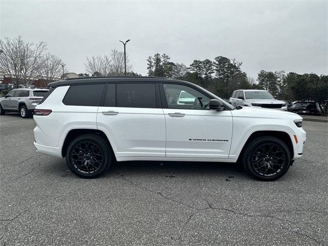 new 2025 Jeep Grand Cherokee L car, priced at $71,732