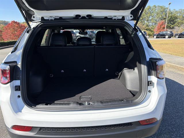 new 2026 Jeep Compass car, priced at $28,985