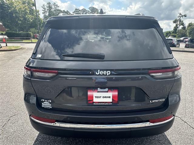 used 2025 Jeep Grand Cherokee car, priced at $42,990