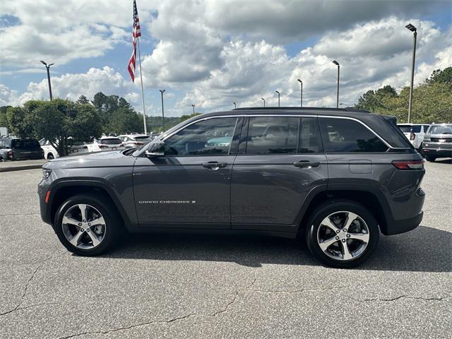 used 2025 Jeep Grand Cherokee car, priced at $42,990