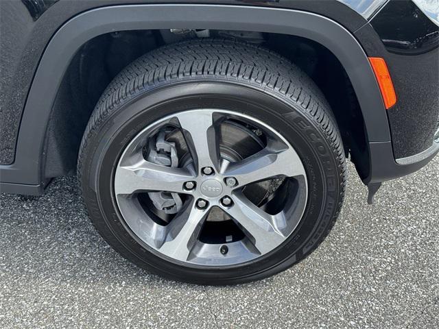 used 2025 Jeep Grand Cherokee L car, priced at $39,725