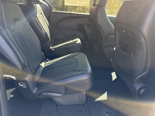 new 2026 Chrysler Pacifica car, priced at $39,535