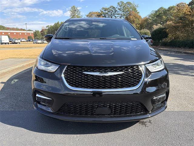 new 2026 Chrysler Pacifica car, priced at $39,535