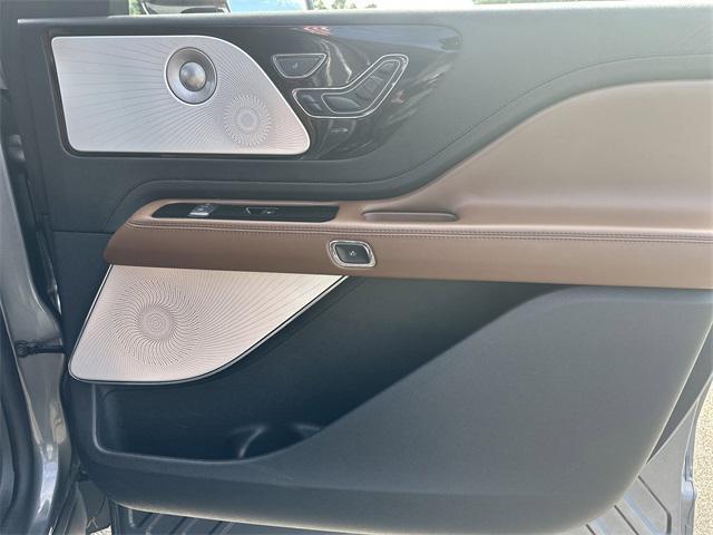 used 2022 Lincoln Aviator car, priced at $38,875