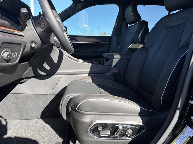 new 2025 Jeep Grand Cherokee car, priced at $59,400