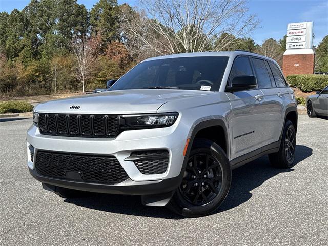 new 2025 Jeep Grand Cherokee car, priced at $36,730