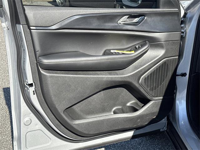 new 2025 Jeep Grand Cherokee car, priced at $36,730