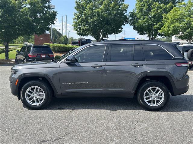 new 2025 Jeep Grand Cherokee car, priced at $35,307