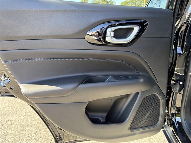 new 2026 Jeep Compass car, priced at $29,185