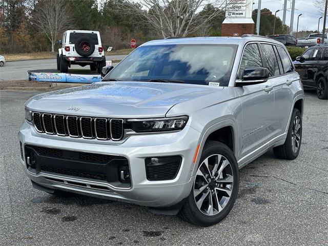 new 2025 Jeep Grand Cherokee car, priced at $59,665