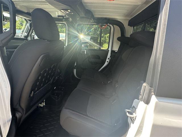 used 2023 Jeep Gladiator car, priced at $42,400