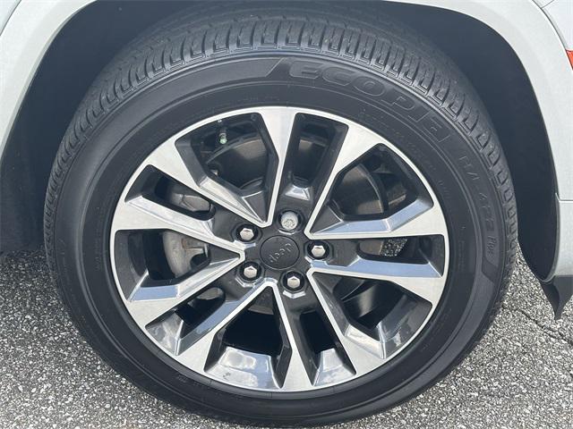 used 2024 Jeep Grand Cherokee L car, priced at $52,995