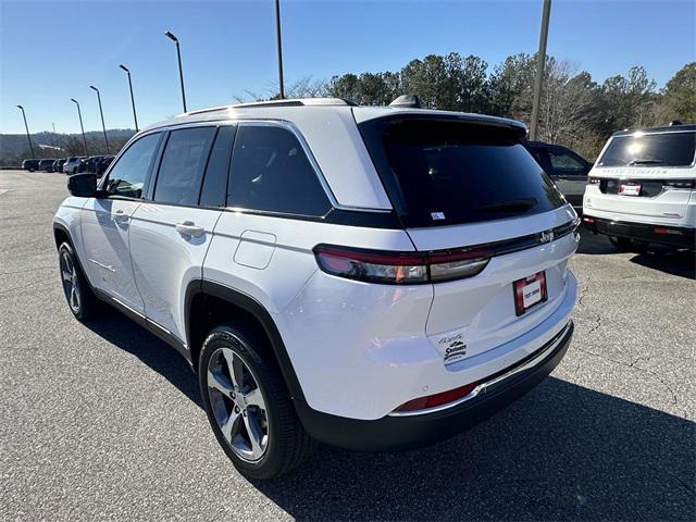 new 2025 Jeep Grand Cherokee car, priced at $46,820