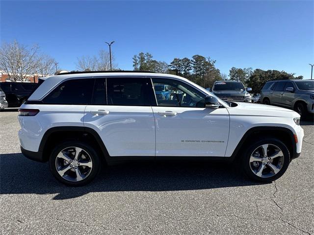 new 2025 Jeep Grand Cherokee car, priced at $46,820