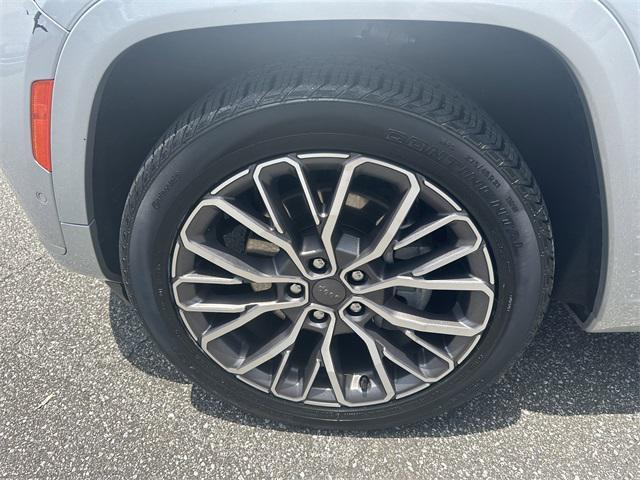 used 2024 Jeep Grand Cherokee L car, priced at $53,550