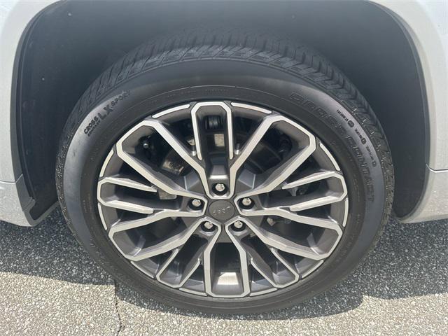 used 2024 Jeep Grand Cherokee L car, priced at $53,550