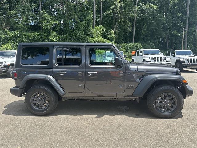 new 2025 Jeep Wrangler car, priced at $40,651