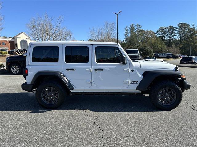 new 2025 Jeep Wrangler car, priced at $41,345