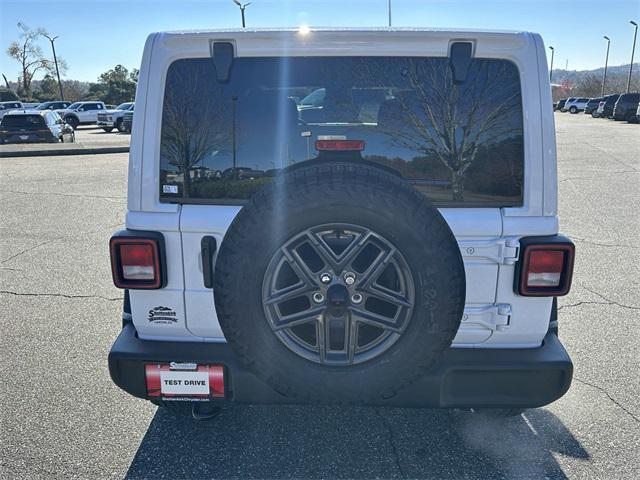 new 2025 Jeep Wrangler car, priced at $41,345