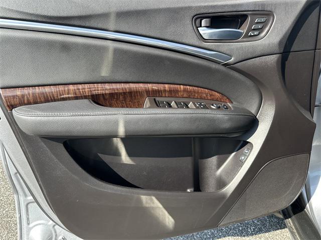 used 2018 Acura MDX car, priced at $21,790