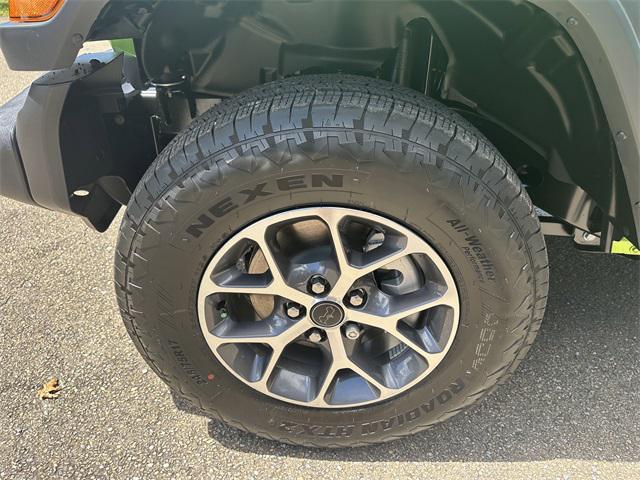 new 2025 Jeep Wrangler car, priced at $37,718