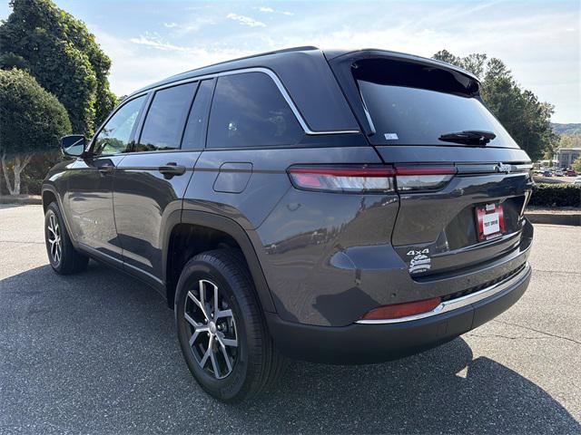 new 2025 Jeep Grand Cherokee car, priced at $43,010