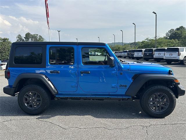 new 2025 Jeep Wrangler car, priced at $39,255
