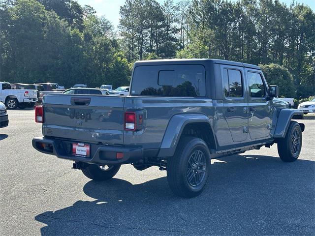 new 2024 Jeep Gladiator car, priced at $48,370