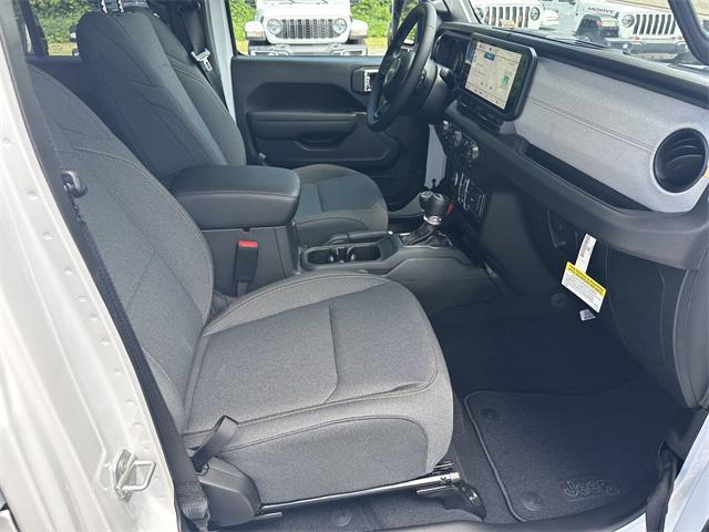 new 2025 Jeep Wrangler car, priced at $40,375