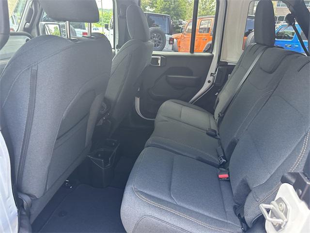 new 2025 Jeep Wrangler car, priced at $40,375