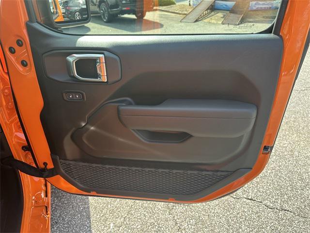 new 2025 Jeep Wrangler car, priced at $42,007