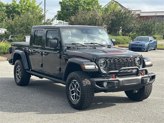 new 2024 Jeep Gladiator car, priced at $59,971