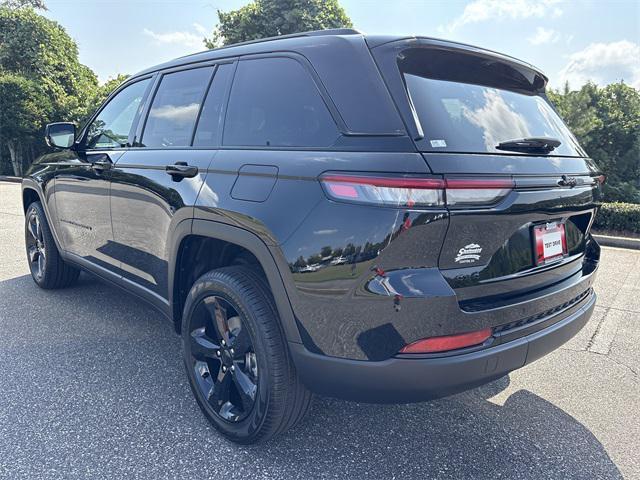 new 2025 Jeep Grand Cherokee car