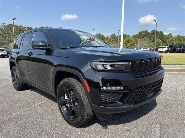 new 2025 Jeep Grand Cherokee car