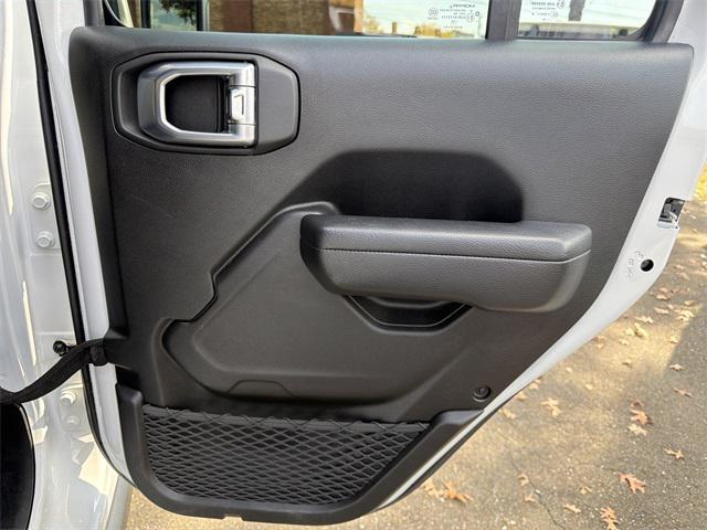 used 2024 Jeep Gladiator car, priced at $37,925